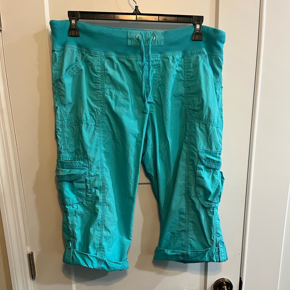 Calvin Klein Turquoise Cropped Pants - Picture 2 of 6